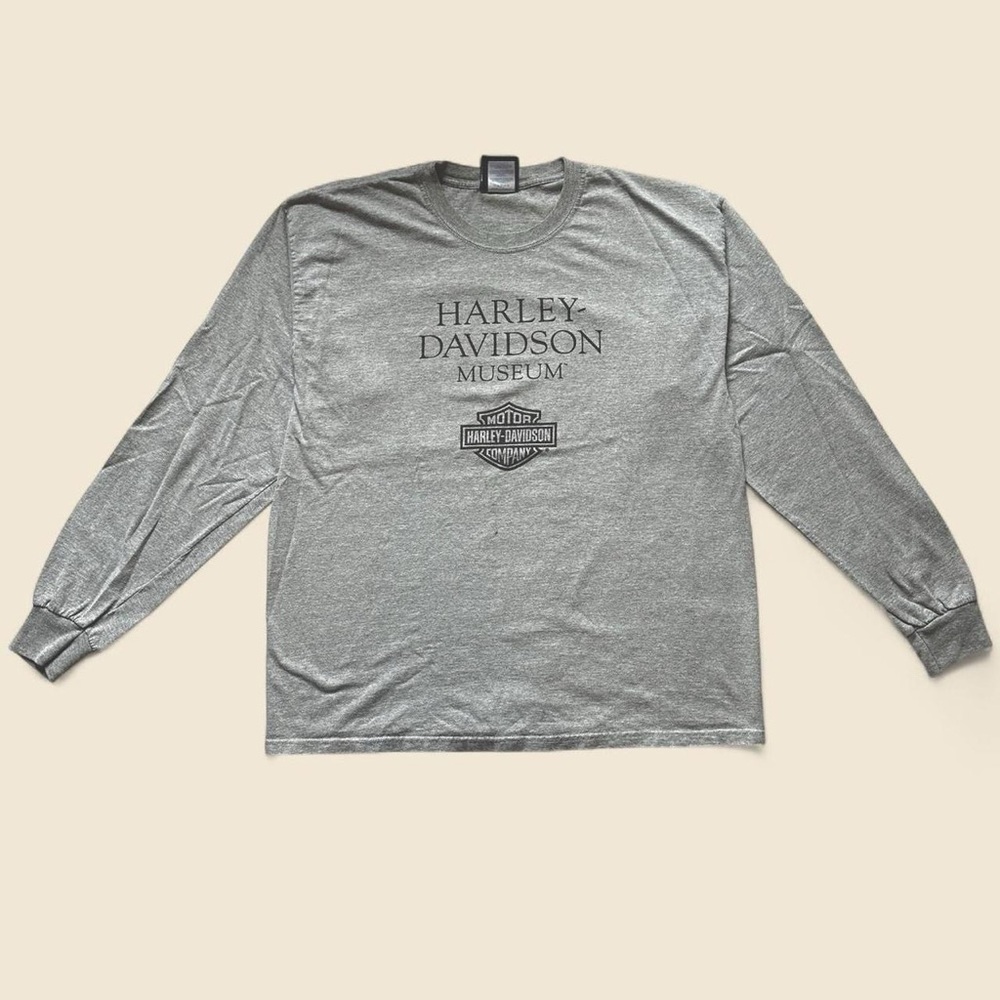 2000s Harley Davidson Museum Milwaukee, WI Long Sleeve Tee